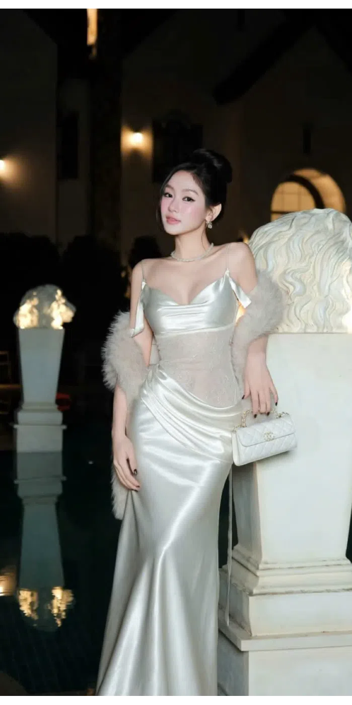 ĐẦM TIỆC DÀI